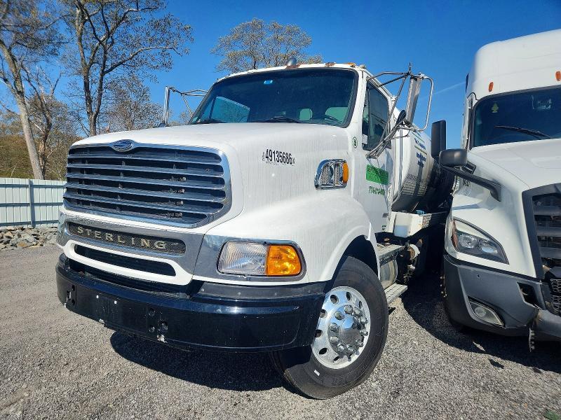 2004 Sterling 2004 Sterling AT9500 Tank Truck