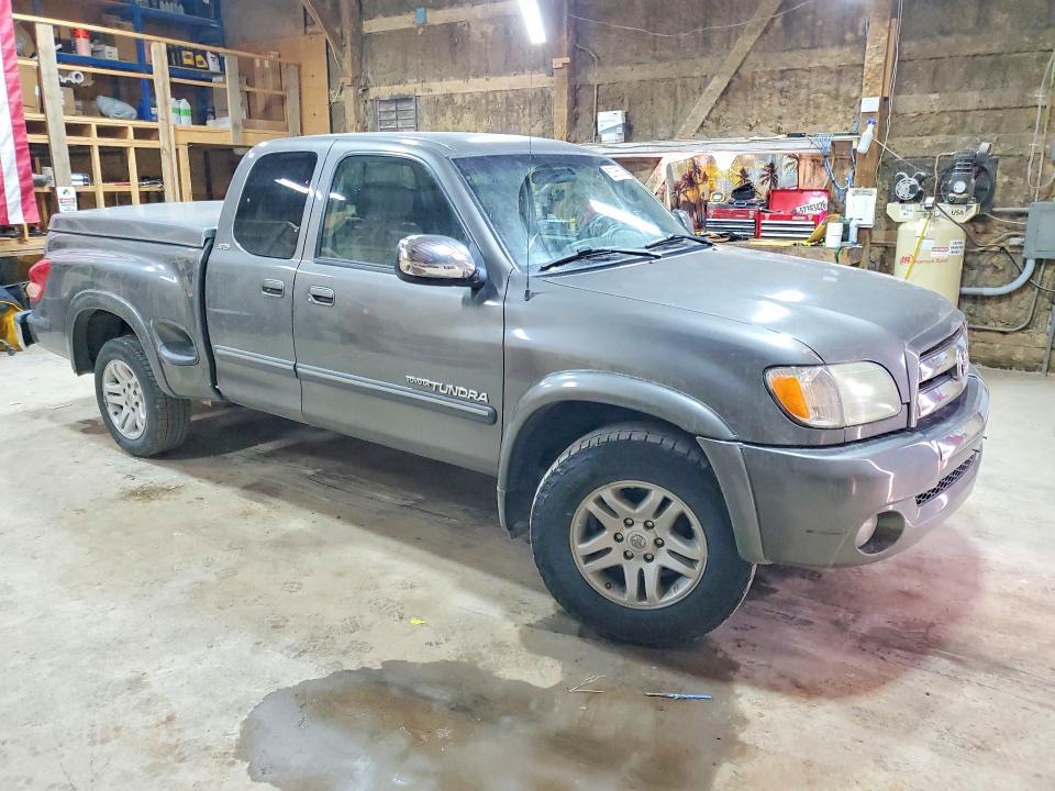 2004 Toyota Tundra SR5