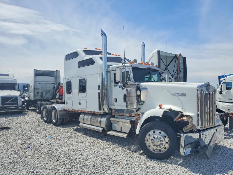 1996 Kenworth W900 Semi Truck