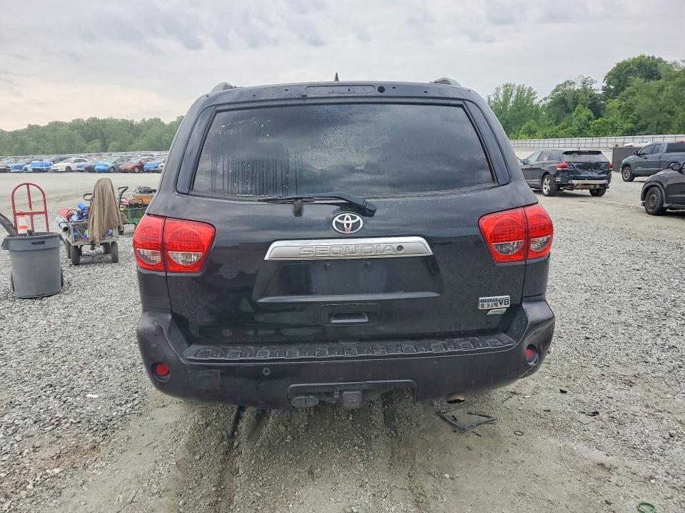 2011 Toyota Sequoia Platinum