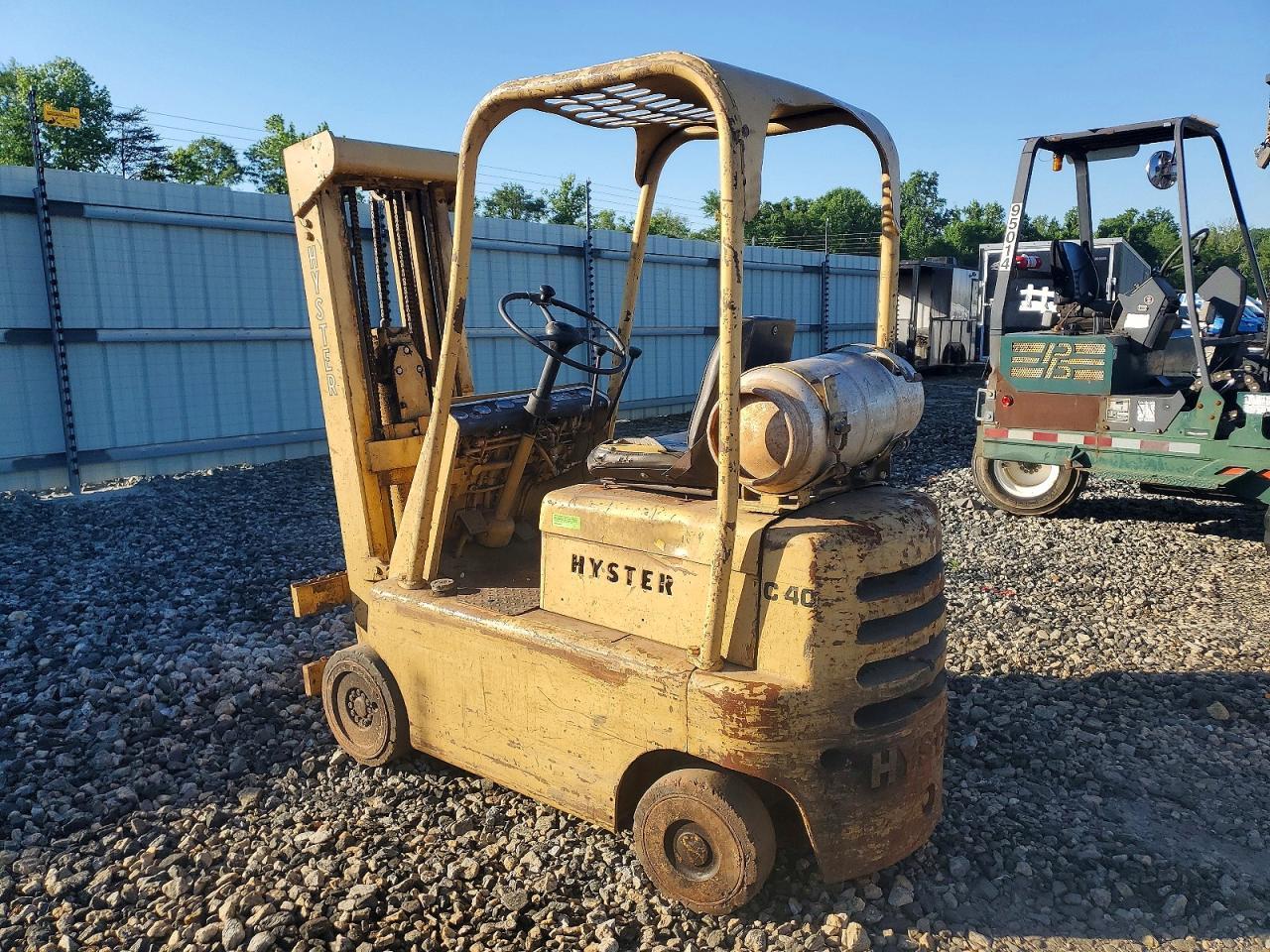 1992 Hyster 2025 Hyster Forklift