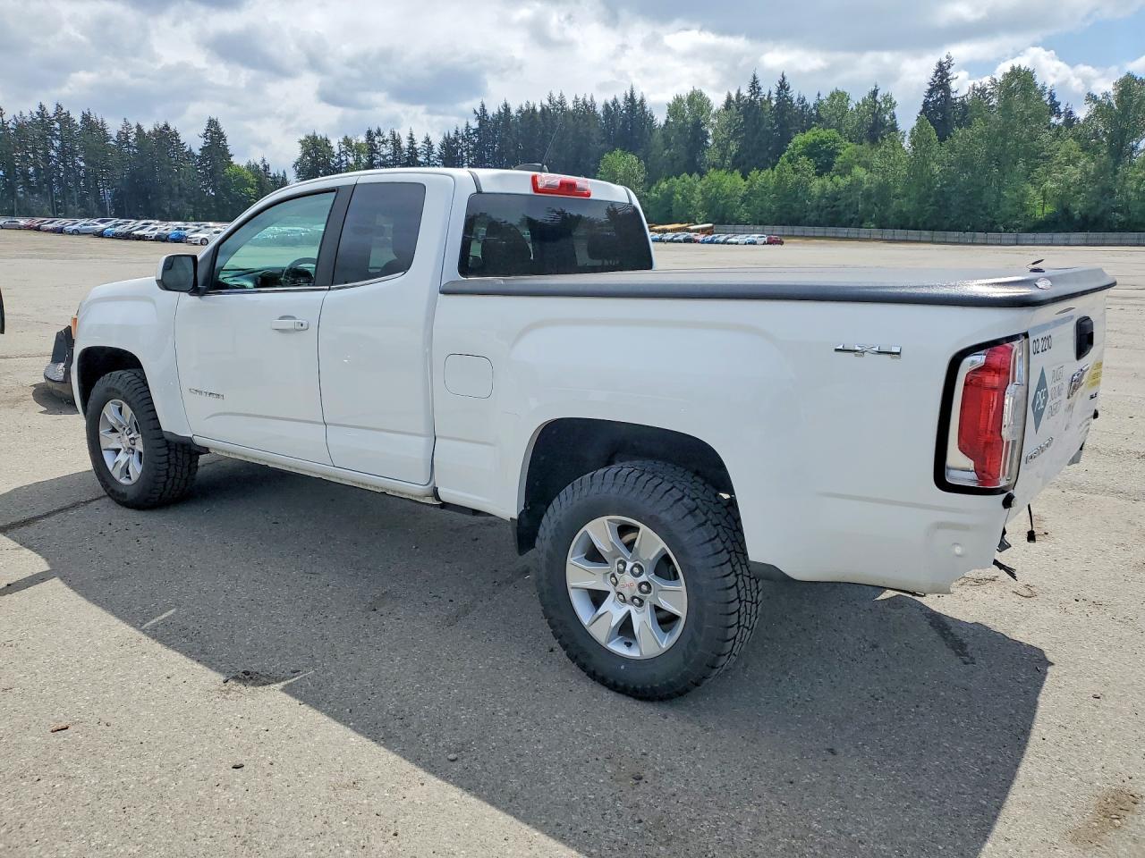 2017 GMC Canyon SLE