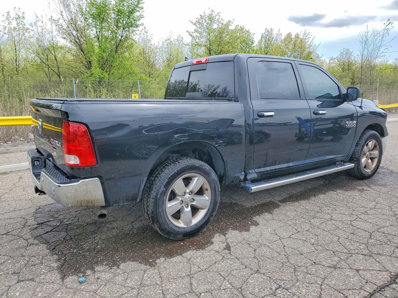 2017 Dodge RAM 1500 SLT