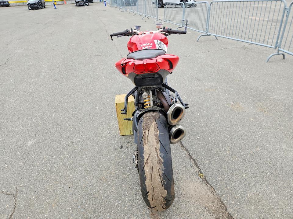 2010 Ducati Streetfighter Base