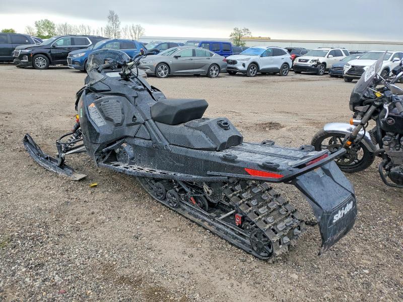 2024 Renegade SKI DOO