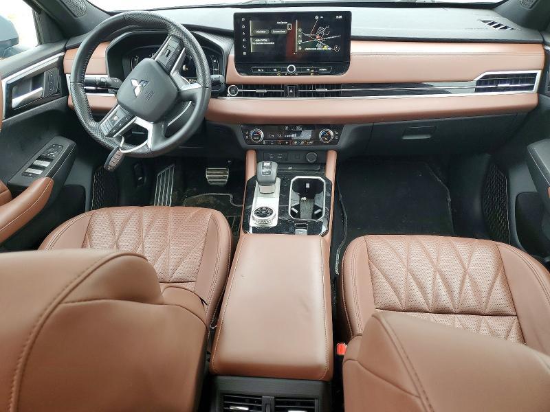 2025 Mitsubishi Outlander sel