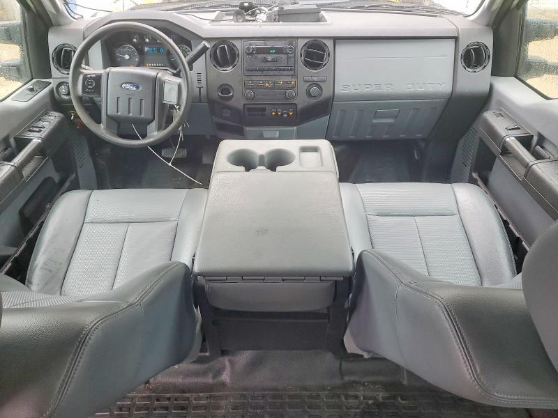 2016 Ford F450 Super Duty BOX Truck