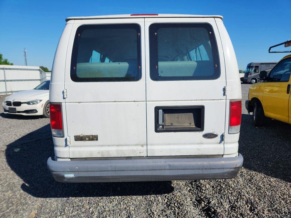 2003 Ford Econoline E350 Super Duty Wagon