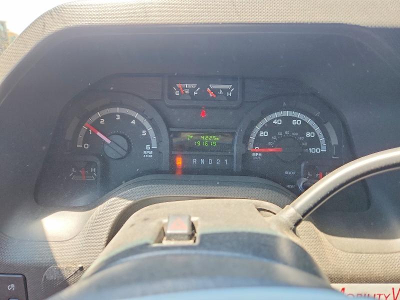 2014 Ford Econoline E250 van