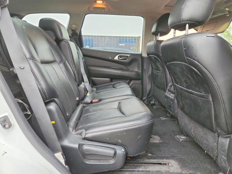 2015 Nissan Pathfinder Platinum