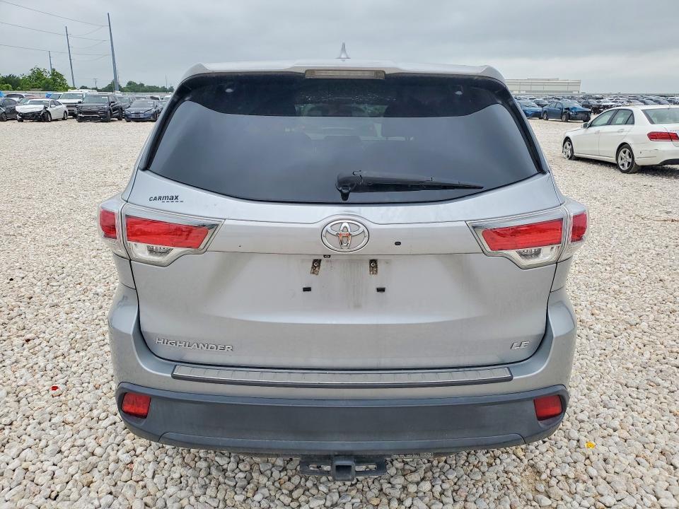 2016 Toyota Highlander le Plus