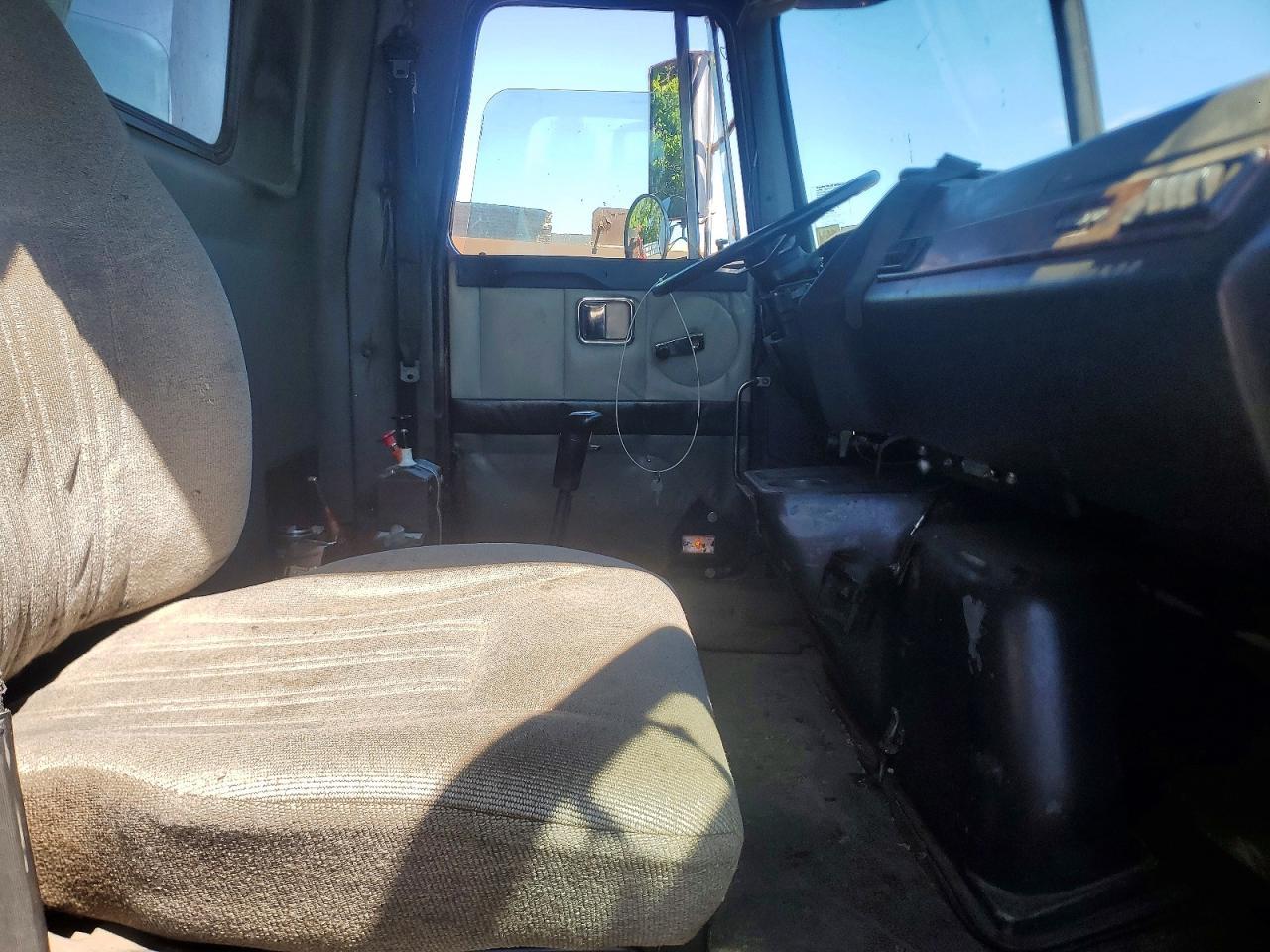 1999 Volv ACL