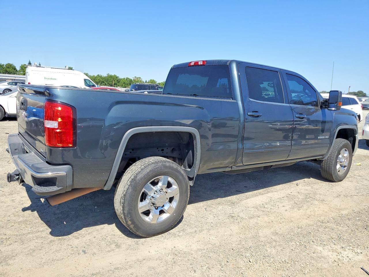 2017 GMC Sierra K2500 SLE