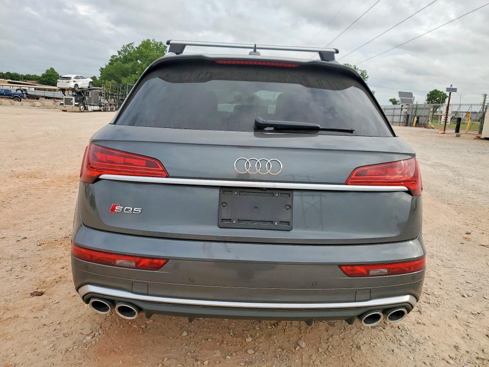 2023 Audi SQ5 Prestige