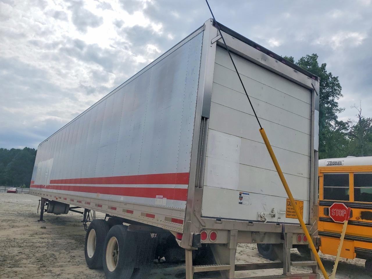 2003 Utility VS2R Refrigerated Van Trailer