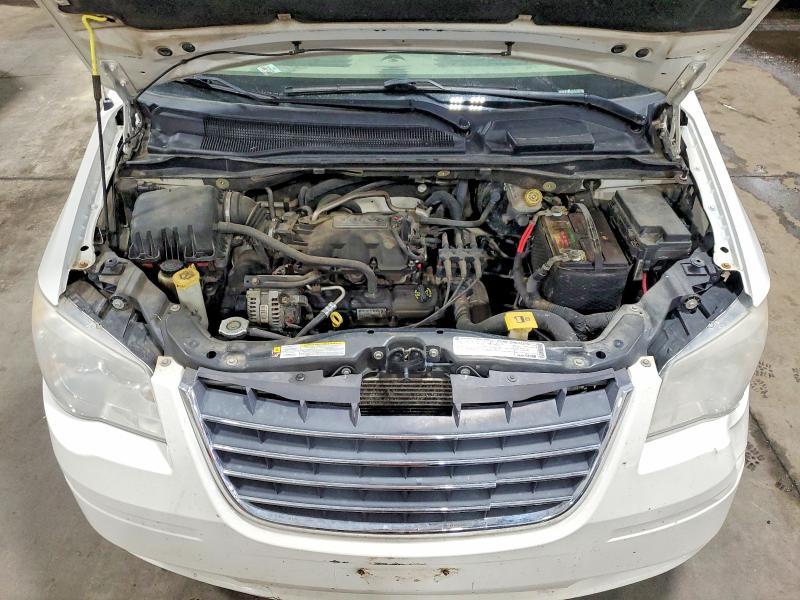 2010 Chrysler Town & Country Touring