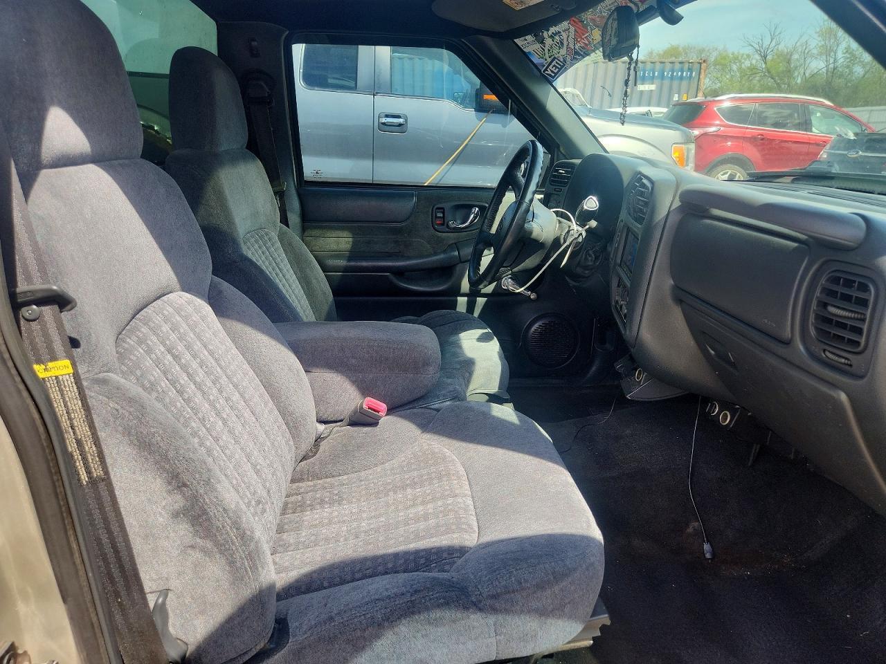 2001 Chevrolet S Truck S10