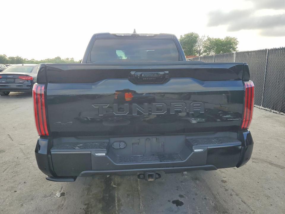 2023 Toyota Tundra Platinum HV