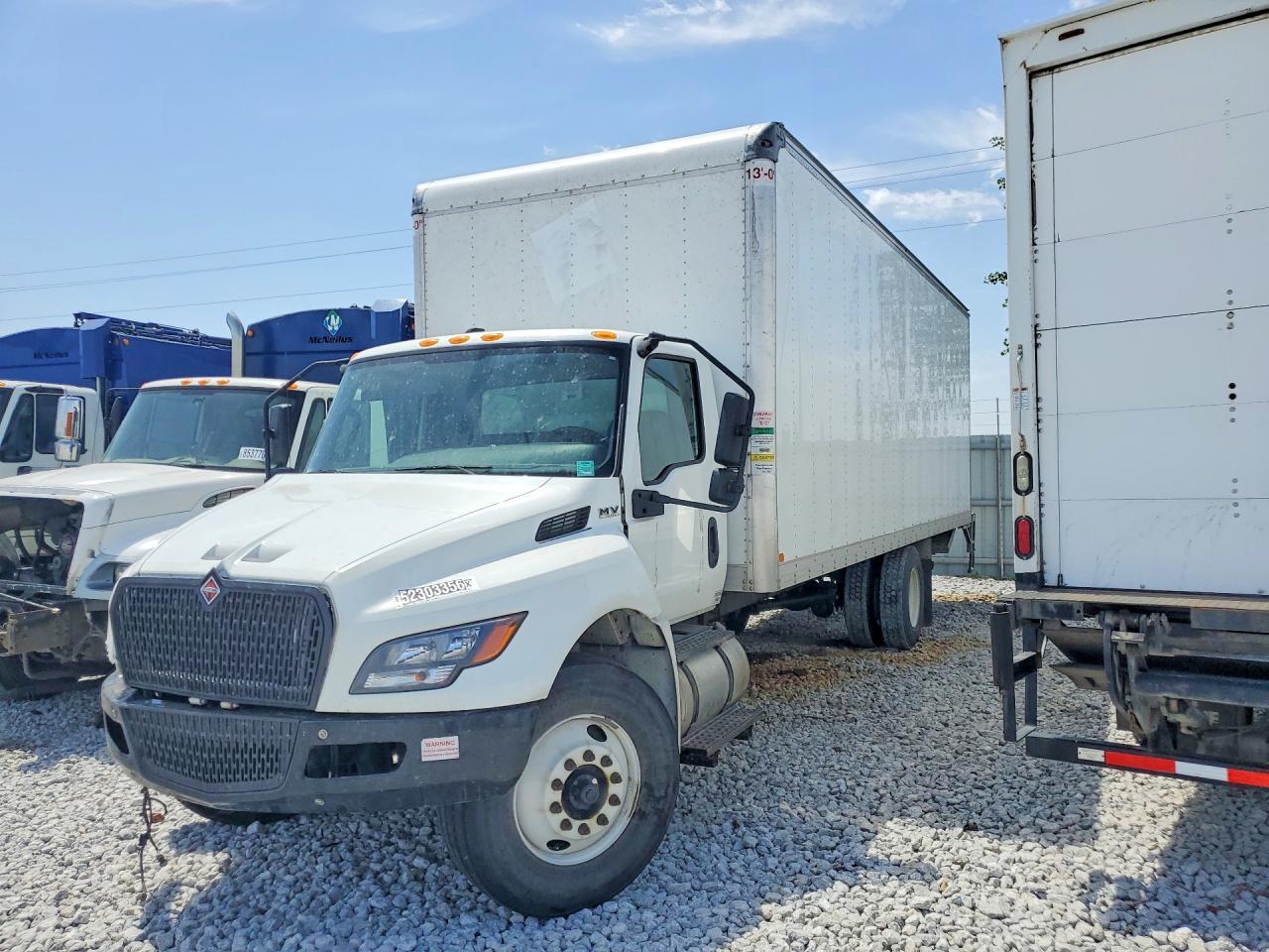 2024 International MV607-BOX Truck