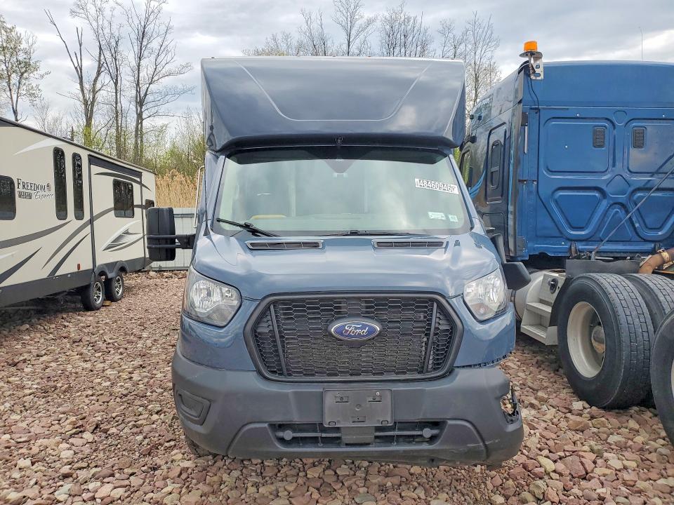 2021 Ford Transit Delivery Truck