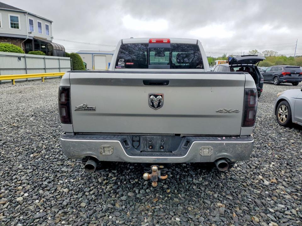 2015 Dodge RAM 1500 SLT