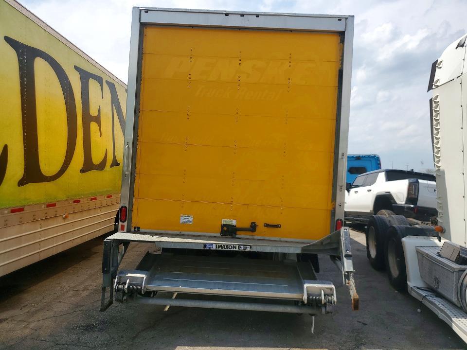2023 International MV607 BOX Truck