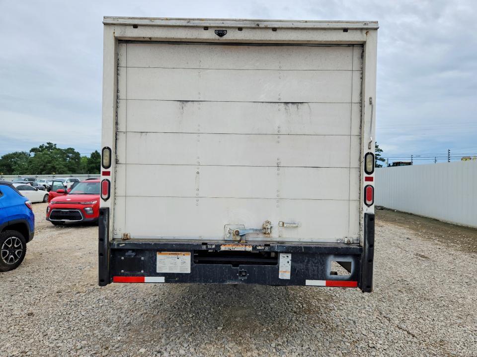 2020 Chevrolet Express G3500 Delivery Truck