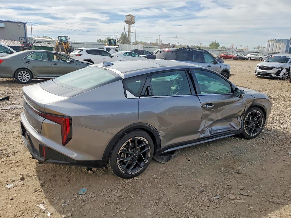 2025 KIA K4 gt Line