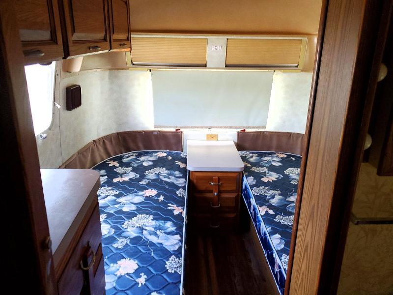 1989 Airstream Excella Camper