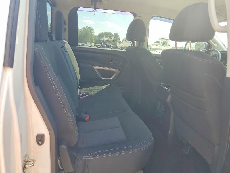 2017 Nissan Titan S