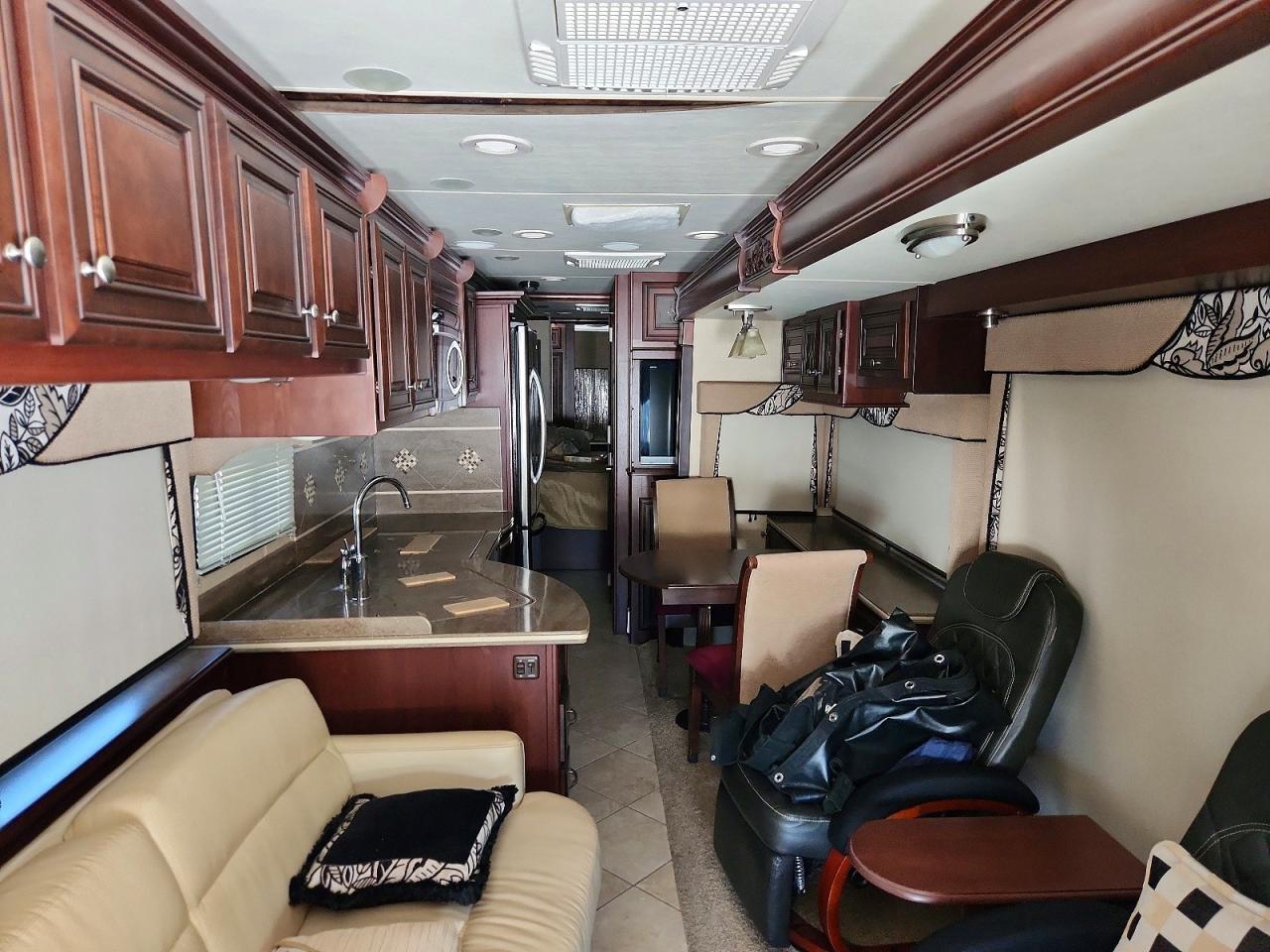 2011 Freightliner RV