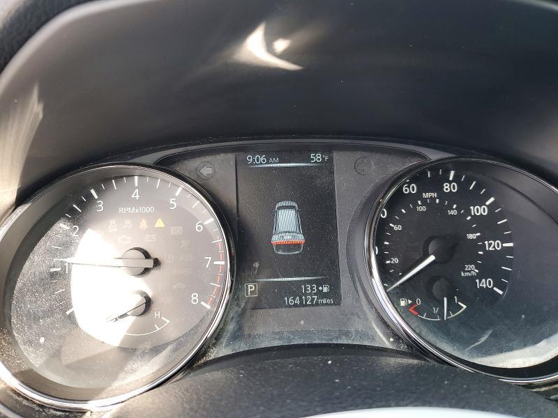 2017 Nissan Rogue sv