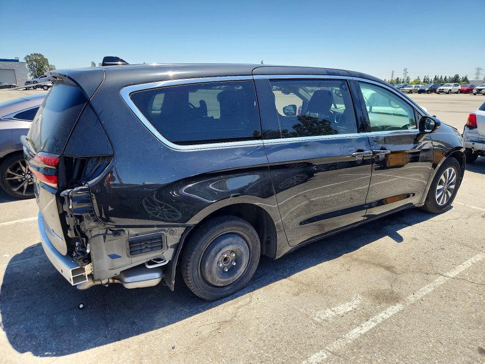 2024 Chrysler Pacifica Hybrid Select