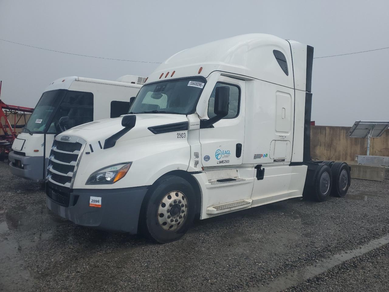 2020 Freightliner Cascadia 126 Semi Truck