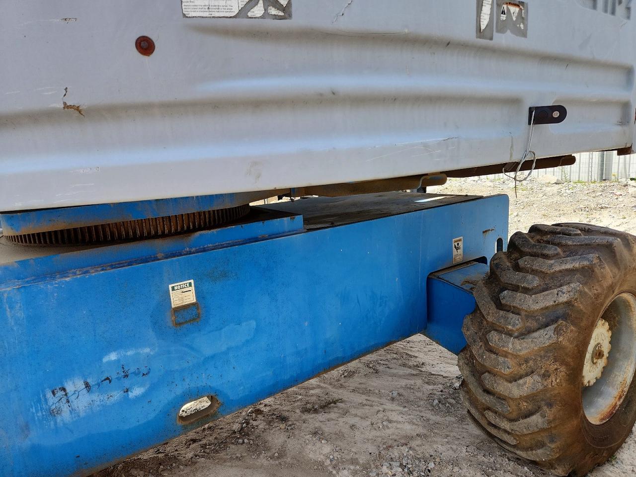 1998 Genie Boom Lift