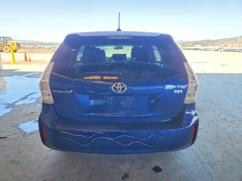 2014 Toyota Prius v Three