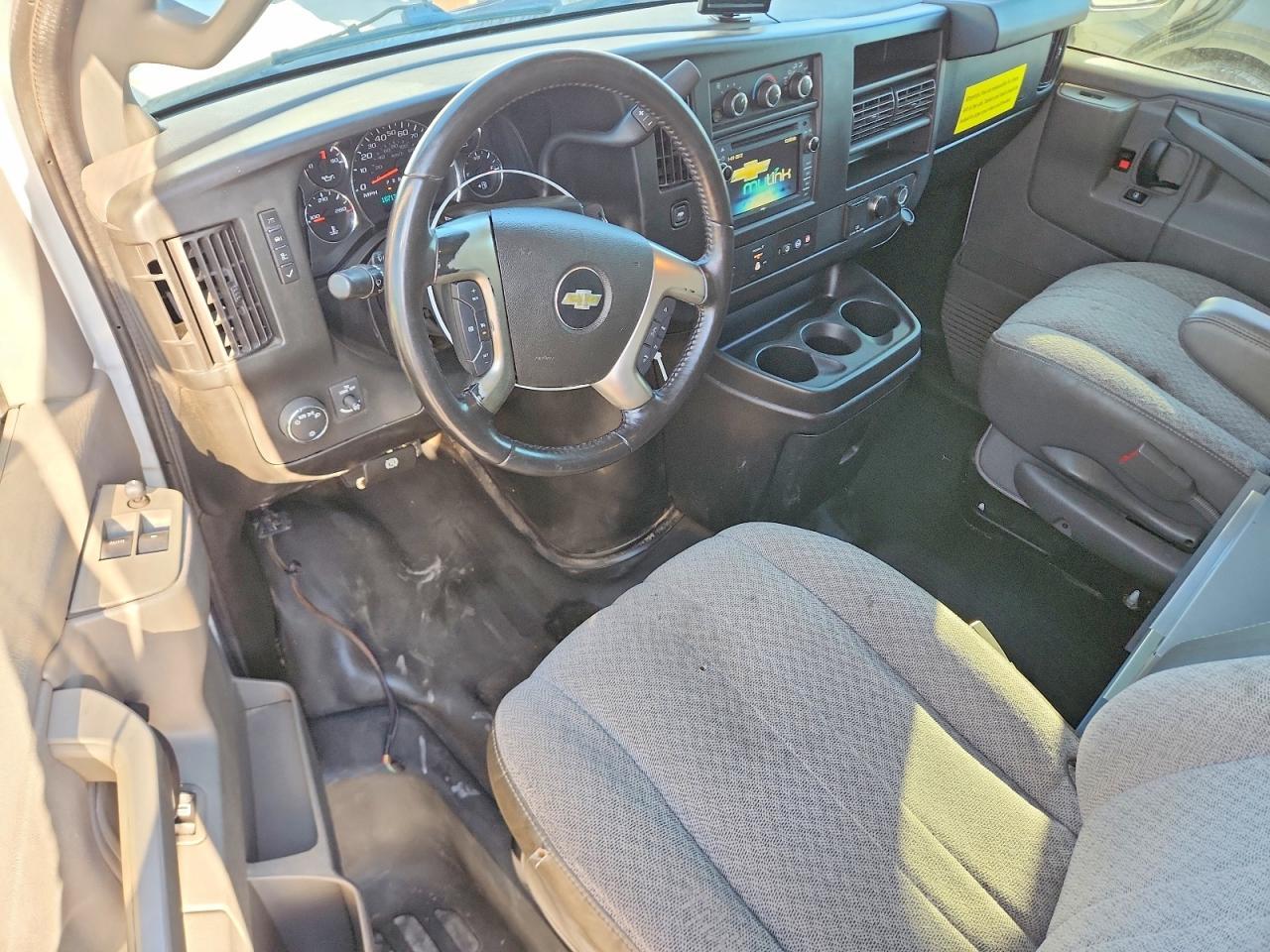 2016 Chev Express G3500