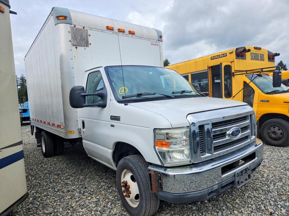 2010 Ford E350 BOX Truck