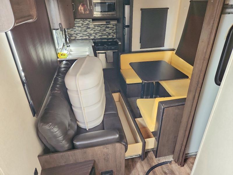 2018 Forest River Vibe 25RK