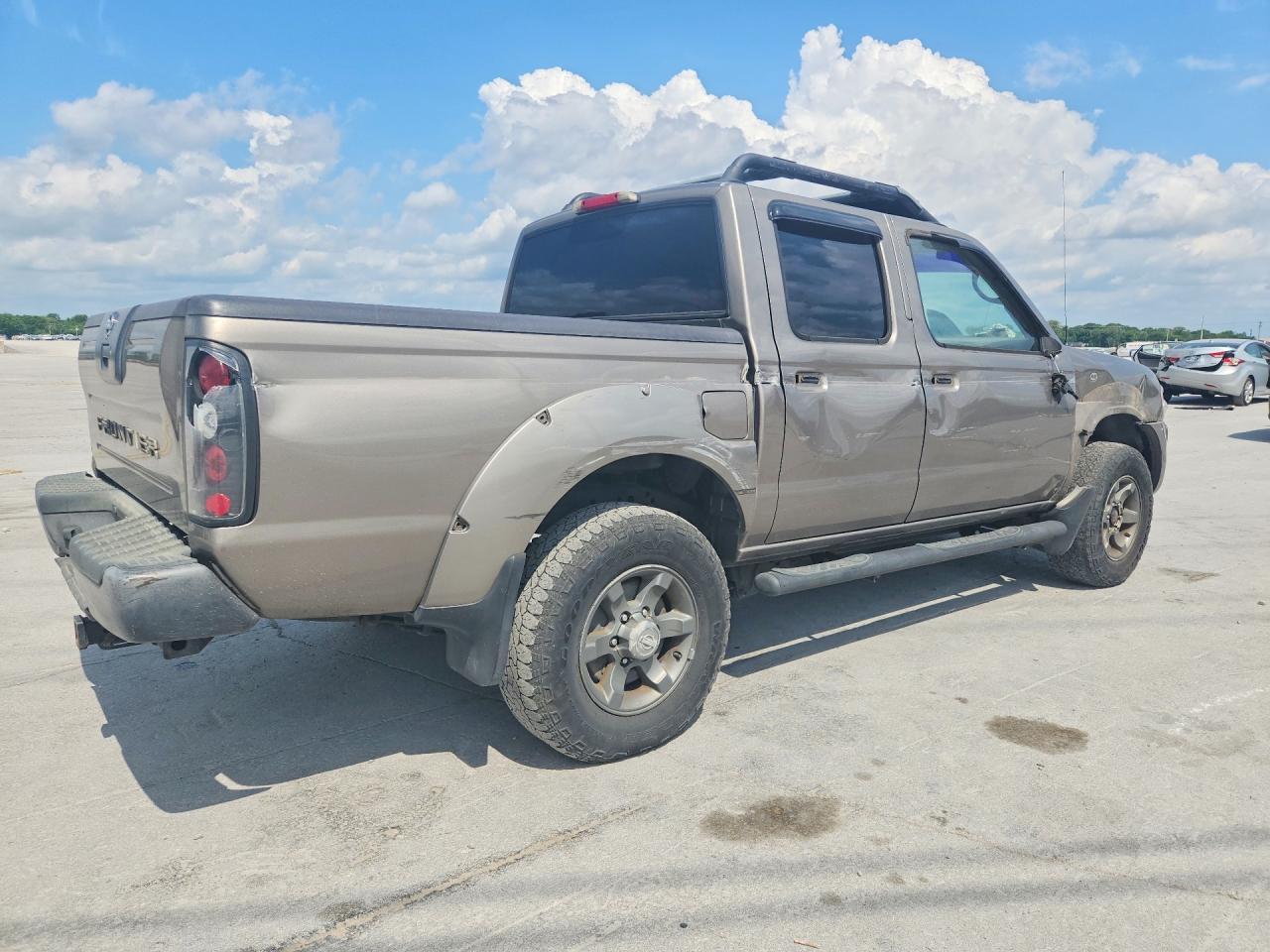 2004 Nissan Frontier Crew Cab XE V6