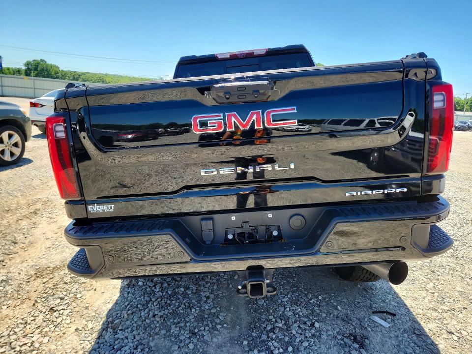 2024 GMC Sierra K2500 Denali