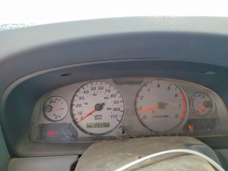 2001 Nissan Frontier XE