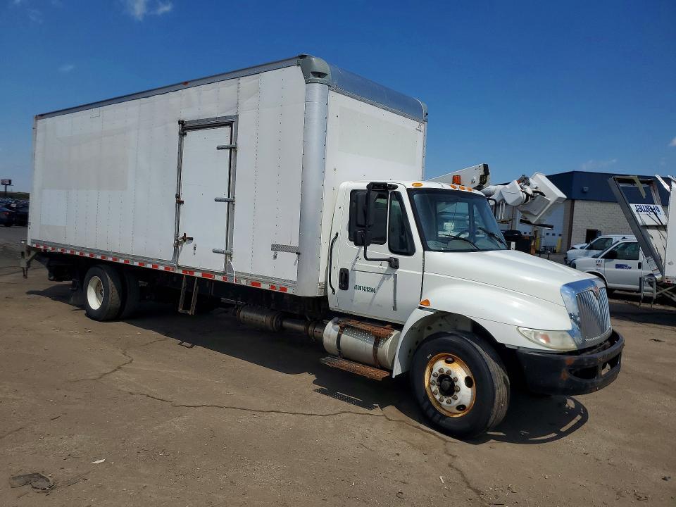 2017 International 4300 BOX Truck