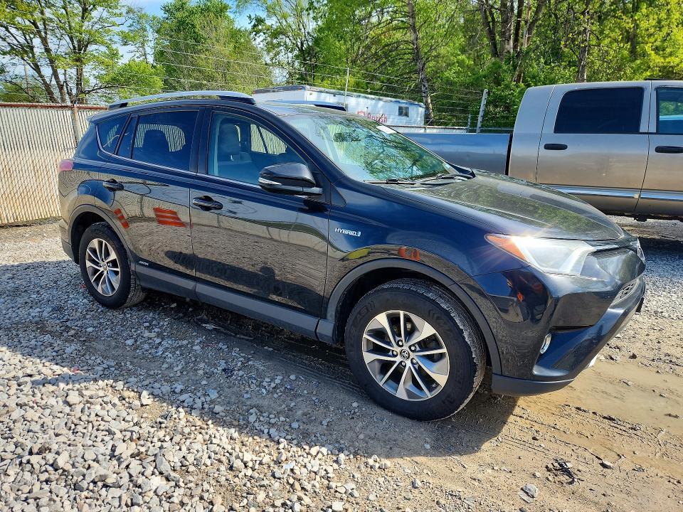 2016 Toyota Rav4 hv xle