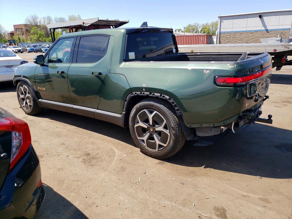 2022 Rivian R1T Adventure