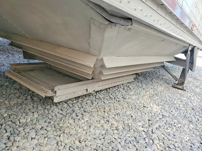 2013 Wilson 2013 Wilson DWH-550 Grain Trailer
