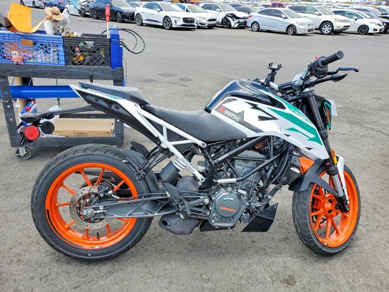 2021 KTM 200 Duke