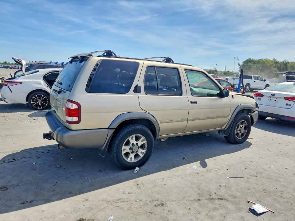 2001 Nissan Pathfinder se
