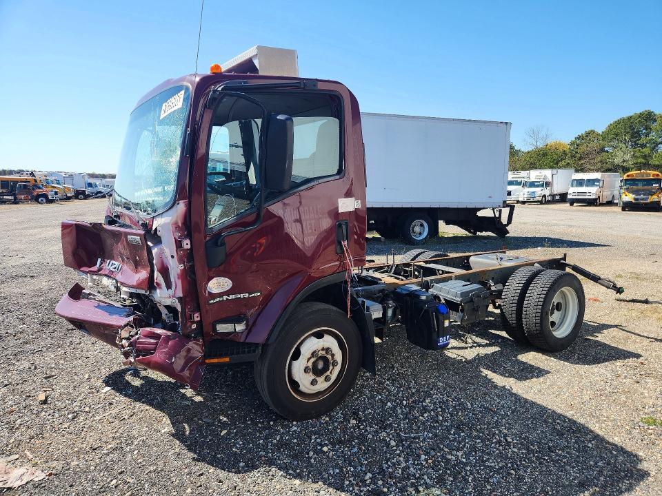 2020 Isuzu NPR XD