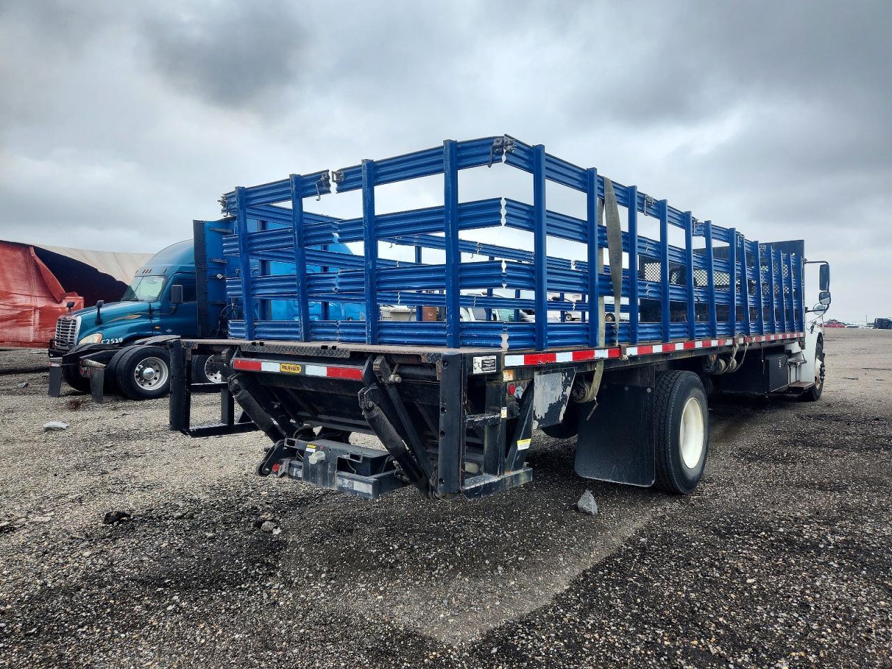 2014 Freigliner 2014 Freightliner M2 Unknown